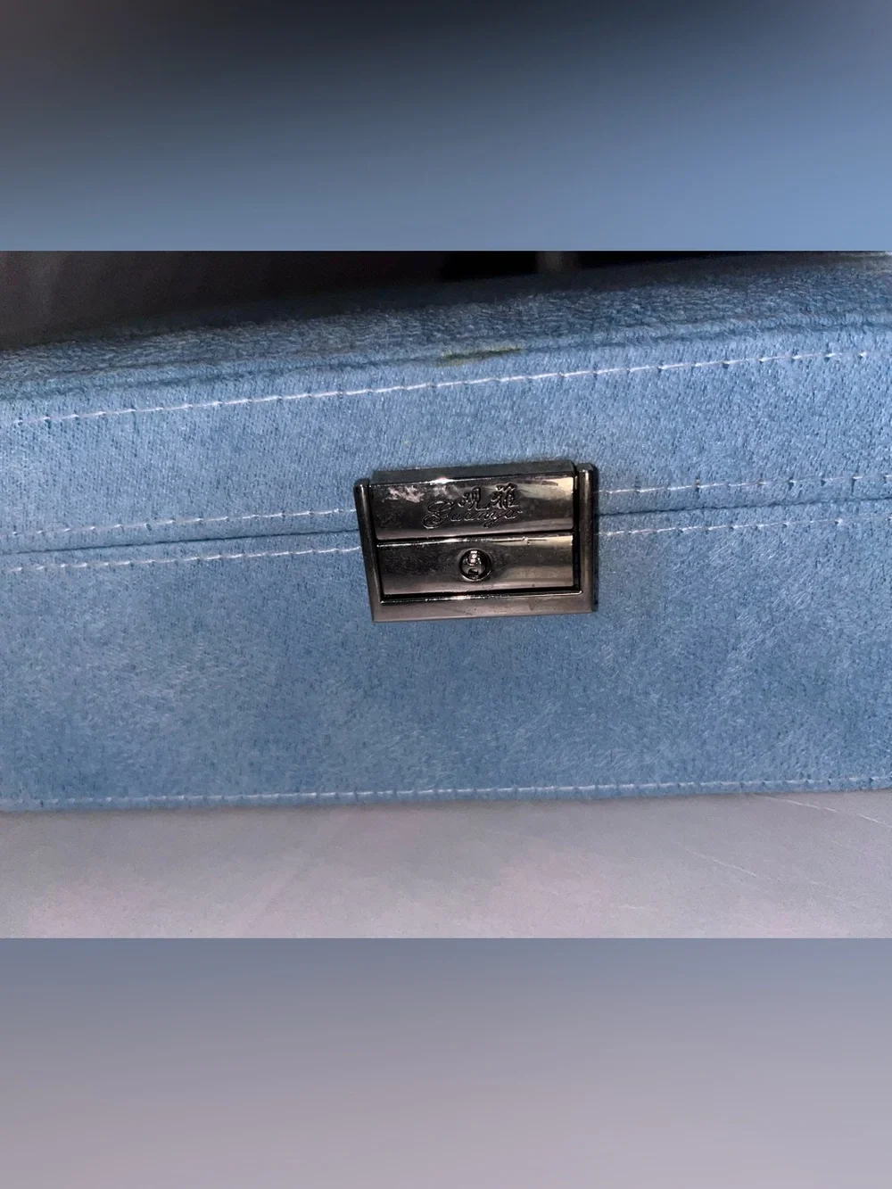 Light Blue Jewelry Organizer Box with Removable Tray and key by Guanya